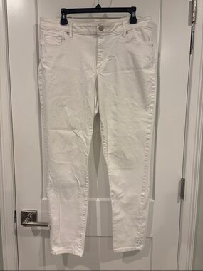LOFT Outlet Women’s Curvy Skinny White Jeans 14 or 32